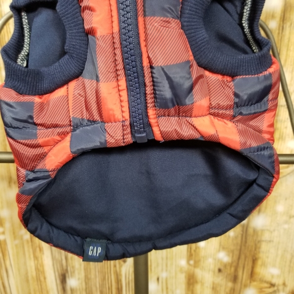 Gap Puffer Dog Vest Red/Navy Check Full Zip European Cut Winter - Picture 4 of 6